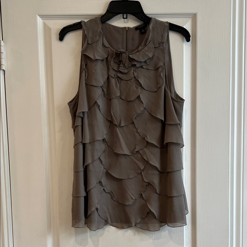 Ann Taylor Layered Gray Sleeveless Blouse zipper up back Size L